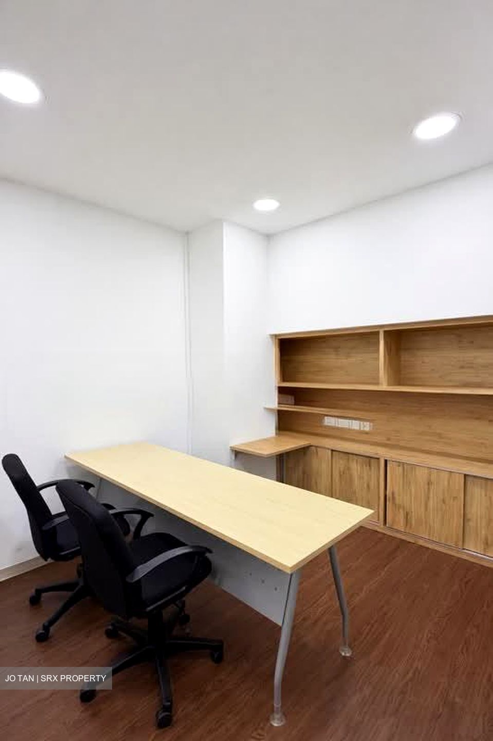 Jalan Besar (D8), Office #549725961